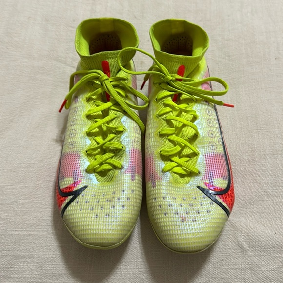 Mercurial Nike flyknit Men’s soccer cleats - Picture 6 of 14